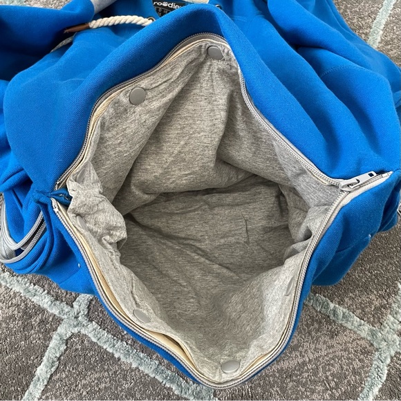 Roodie Hoodie Pet Pouch Carrier Royal Blue Medium - Picture 9 of 9